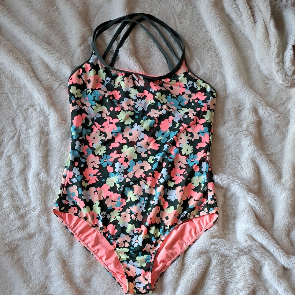 Carve Designs Women's Beacon Onepiece In Wildflower